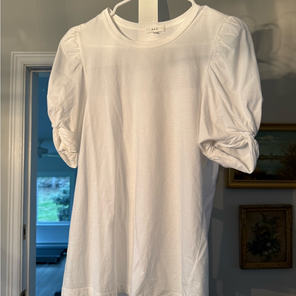 Elegant White Puff Sleeve Top